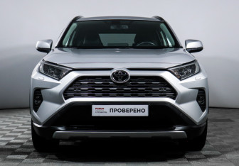 Подержанный автомобиль Toyota RAV4 2019 года (2 фото)