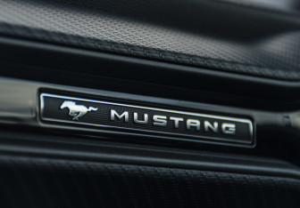 Подержанный автомобиль Ford Mustang Coupe 2023 года (27 фото)
