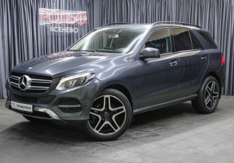 Подержанный автомобиль Mercedes-Benz GLE 2015 года (1 фото)