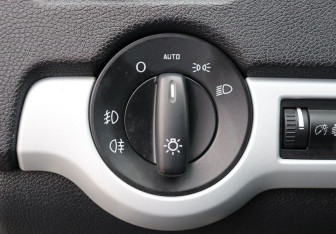 Подержанный автомобиль Skoda Octavia Liftback 2010 года (12 фото)