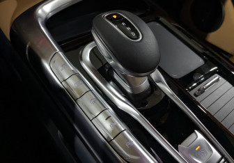 Подержанный автомобиль Voyah Free 2023 года (25 фото)