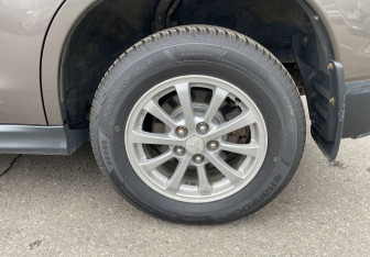 Подержанный автомобиль Mitsubishi ASX 2011 года (11 фото)