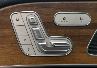 Подержанный автомобиль Mercedes-Benz GLE 2019 года (16 фото)