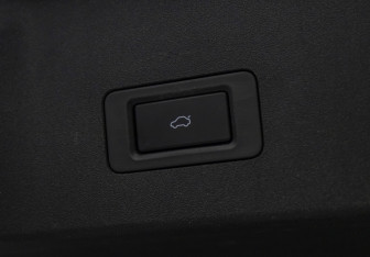 Подержанный автомобиль Exeed RX 2023 года (26 фото)