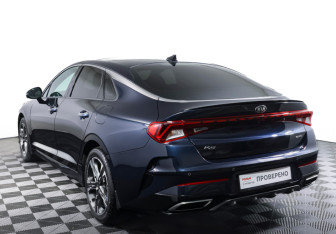 Подержанный автомобиль Kia K5 2021 года (7 фото)