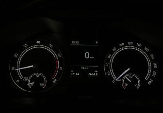 Подержанный автомобиль Skoda Rapid Liftback 2021 года (11 фото)