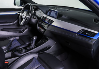 Подержанный автомобиль BMW X2 2021 года (11 фото)