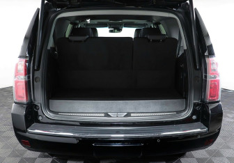 Подержанный автомобиль Chevrolet Tahoe 2019 года (25 фото)