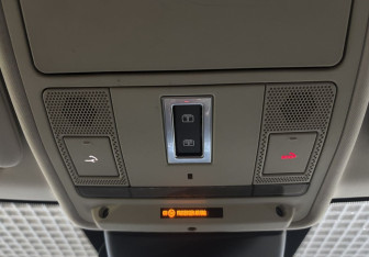 Подержанный автомобиль Land Rover Range Rover Evoque 2017 года (18 фото)