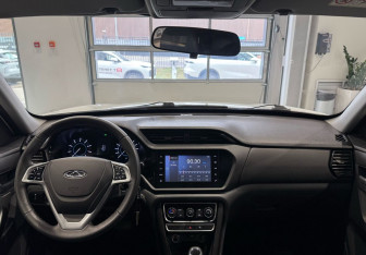 Подержанный автомобиль Chery Tiggo 3 2017 года (12 фото)