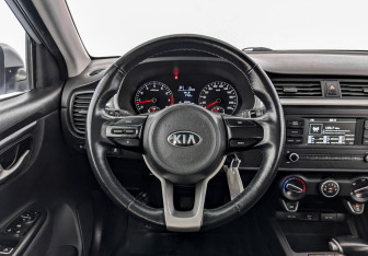 Подержанный автомобиль Kia Rio Hatchback 2021 года (21 фото)