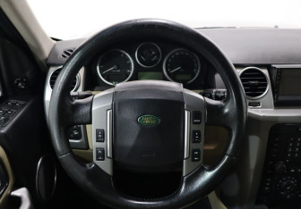 Подержанный автомобиль Land Rover Discovery 2008 года (13 фото)