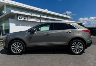 Подержанный автомобиль Cadillac XT5 2018 года (8 фото)
