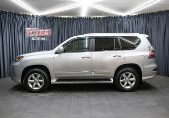 Подержанный автомобиль Lexus GX 2016 года (8 фото)