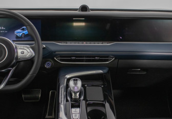 Подержанный автомобиль Voyah Free 2023 года (14 фото)