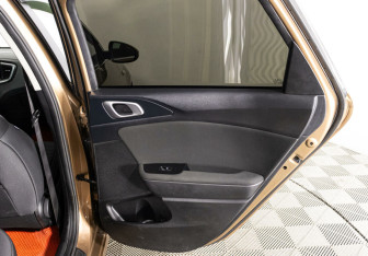 Подержанный автомобиль Kia Ceed Wagon 2021 года (26 фото)