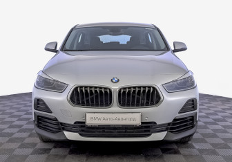 Подержанный автомобиль BMW X2 2020 года (2 фото)