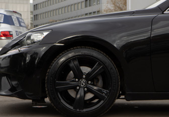 Подержанный автомобиль Lexus IS Sedan 2014 года (21 фото)