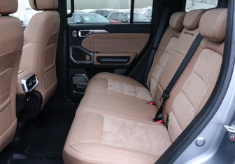 Подержанный автомобиль Jetour T2 2024 года (10 фото)