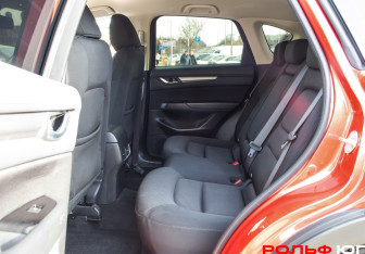 Подержанный автомобиль Mazda CX-5 2019 года (8 фото)