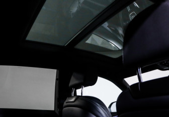 Подержанный автомобиль Audi Q8 2018 года (17 фото)