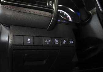 Подержанный автомобиль Toyota Camry Sedan 2021 года (18 фото)