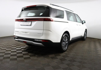 Новый Kia Carnival 2024 (3 фото)