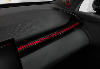 Подержанный автомобиль Zeekr X 2023 года (27 фото)