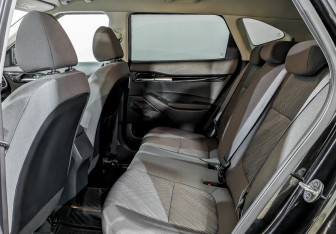 Подержанный автомобиль Kia Seltos 2021 года (12 фото)