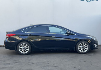 Подержанный автомобиль Hyundai i40 Sedan 2012 года (4 фото)