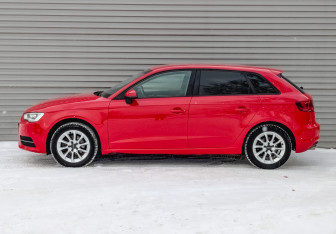 Подержанный автомобиль Audi A3 Hatchback 2013 года (8 фото)