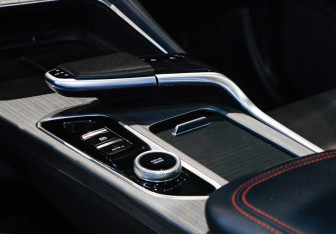 Подержанный автомобиль Changan UNI-T 2023 года (12 фото)