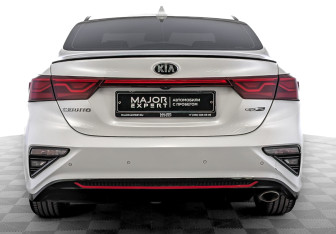 Подержанный автомобиль Kia Cerato Sedan 2020 года (6 фото)