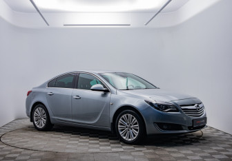 Подержанный автомобиль Opel Insignia Sedan 2014 года (3 фото)