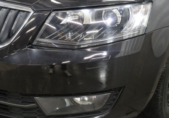 Подержанный автомобиль Skoda Octavia Liftback 2013 года (26 фото)