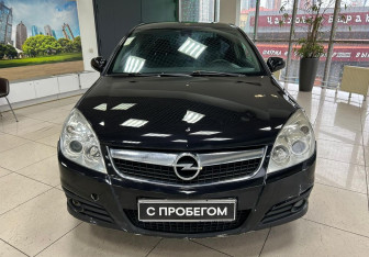 Подержанный автомобиль Opel Vectra Sedan 2006 года (2 фото)