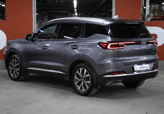 Подержанный автомобиль Chery Tiggo 7 Pro 2022 года (7 фото)