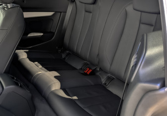 Подержанный автомобиль Audi A4 Sedan 2020 года (29 фото)