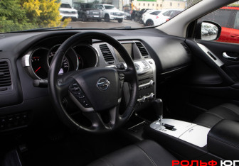Подержанный автомобиль Nissan Murano Suv 2013 года (10 фото)
