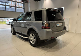 Подержанный автомобиль Land Rover Freelander 2014 года (6 фото)