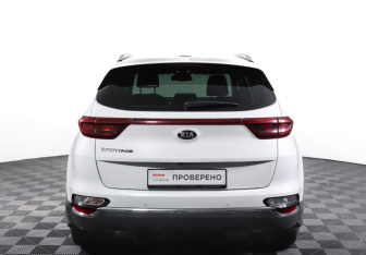 Подержанный автомобиль Kia Sportage 2021 года (6 фото)