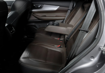 Подержанный автомобиль Chery Tiggo 8 Pro 2022 года (10 фото)