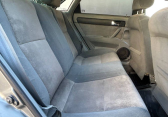 Подержанный автомобиль Daewoo Gentra Sedan 2014 года (11 фото)