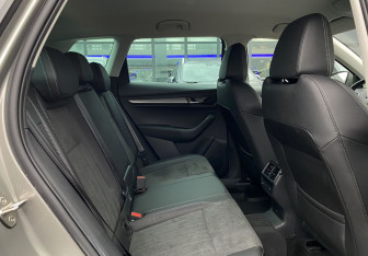 Подержанный автомобиль Skoda Karoq 2020 года (21 фото)