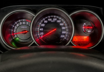 Подержанный автомобиль Nissan Tiida Sedan 2013 года (22 фото)