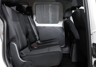 Подержанный автомобиль Volkswagen Caddy Compactvan 2020 года (12 фото)