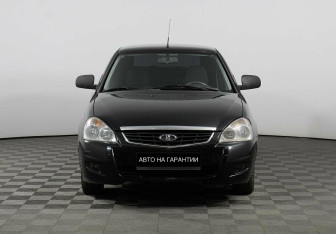 Подержанный автомобиль LADA (ВАЗ) Priora Hatchback 2012 года (2 фото)