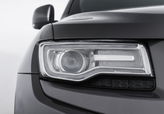 Подержанный автомобиль Jeep Grand Cherokee 2014 года (23 фото)