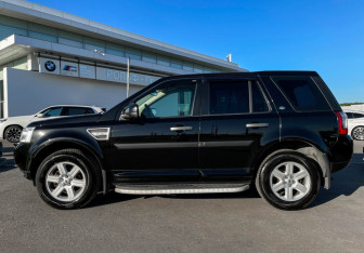 Подержанный автомобиль Land Rover Freelander 2012 года (8 фото)