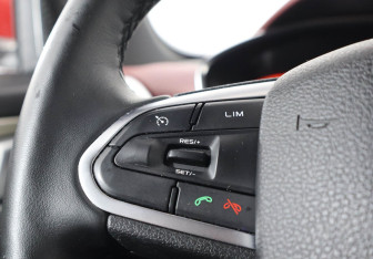 Подержанный автомобиль Geely Coolray 2020 года (8 фото)